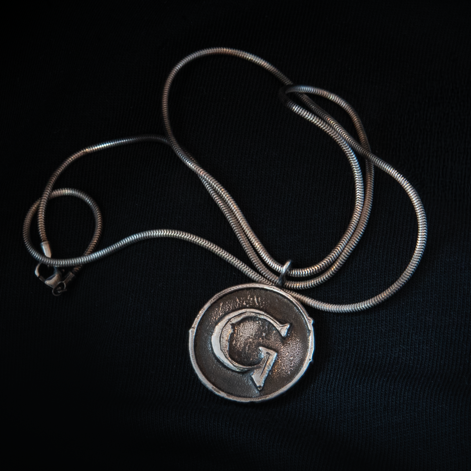 Gothic "G" Kette - Handgefertigt